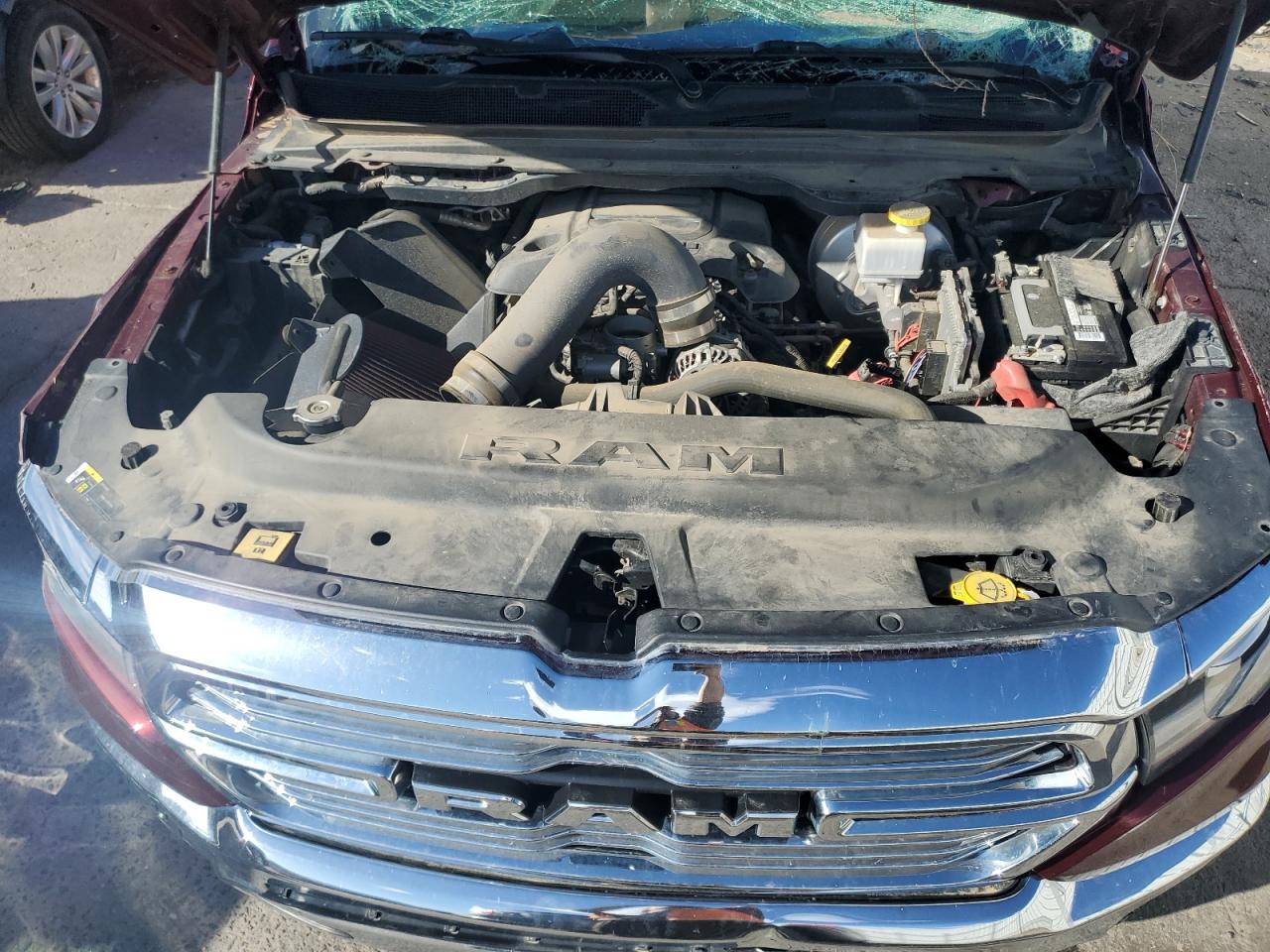 1C6SRFRT7KN715580 2019 Ram 1500 Laramie