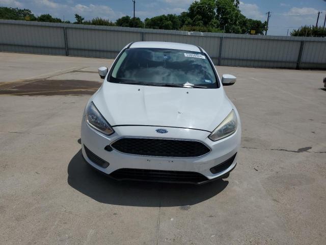 2015 Ford Focus Se VIN: 1FADP3K20FL234035 Lot: 53850924