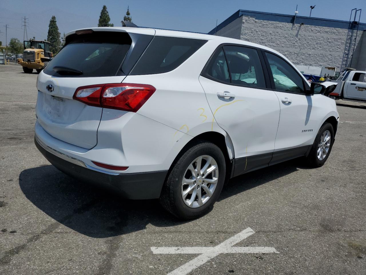 2GNAXHEV4J6317282 CHEVROLET EQUINOX 2018