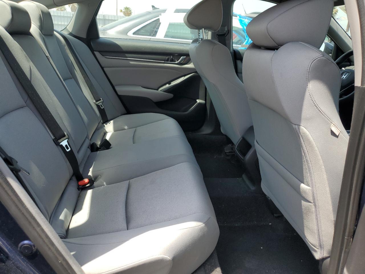 1HGCV1F18JA120887 2018 Honda Accord Lx