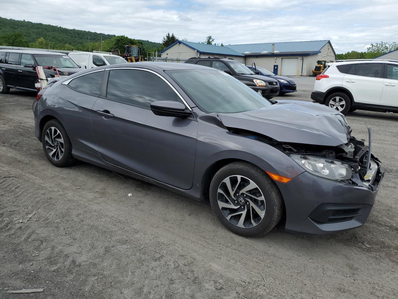 2HGFC4B53JH304102 2018 Honda Civic Lx