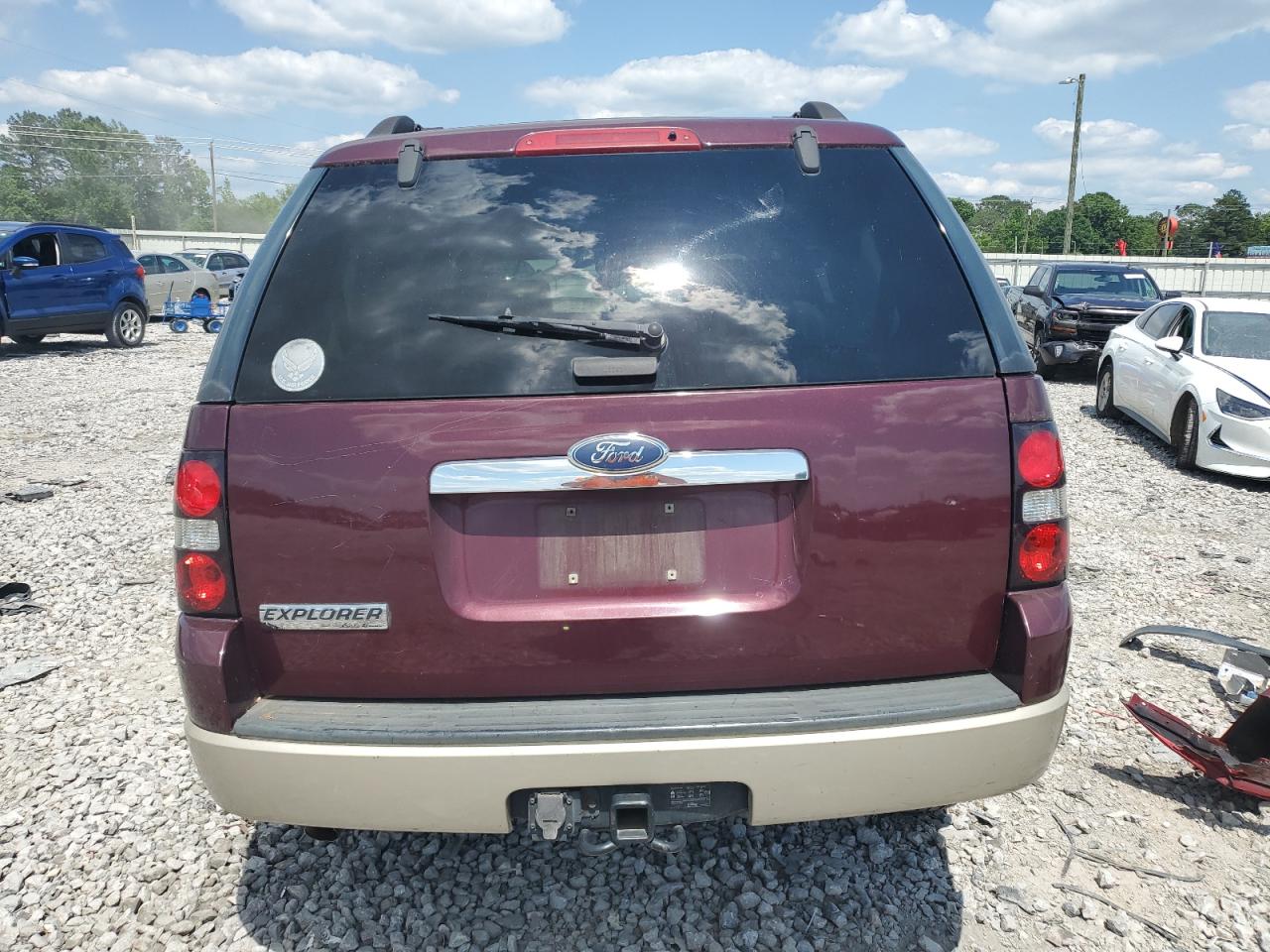 1FMEU64E57UA36798 2007 Ford Explorer Eddie Bauer