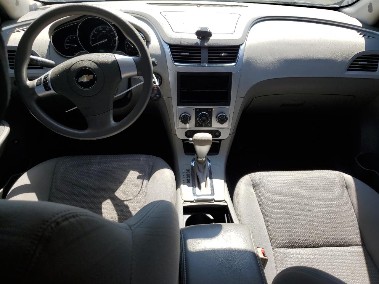 1G1ZB5EB0A4156244 2010 Chevrolet Malibu Ls