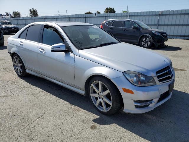 VIN WDDGF4HB7EG245148 2014 Mercedes-Benz C-Class, 250 no.4