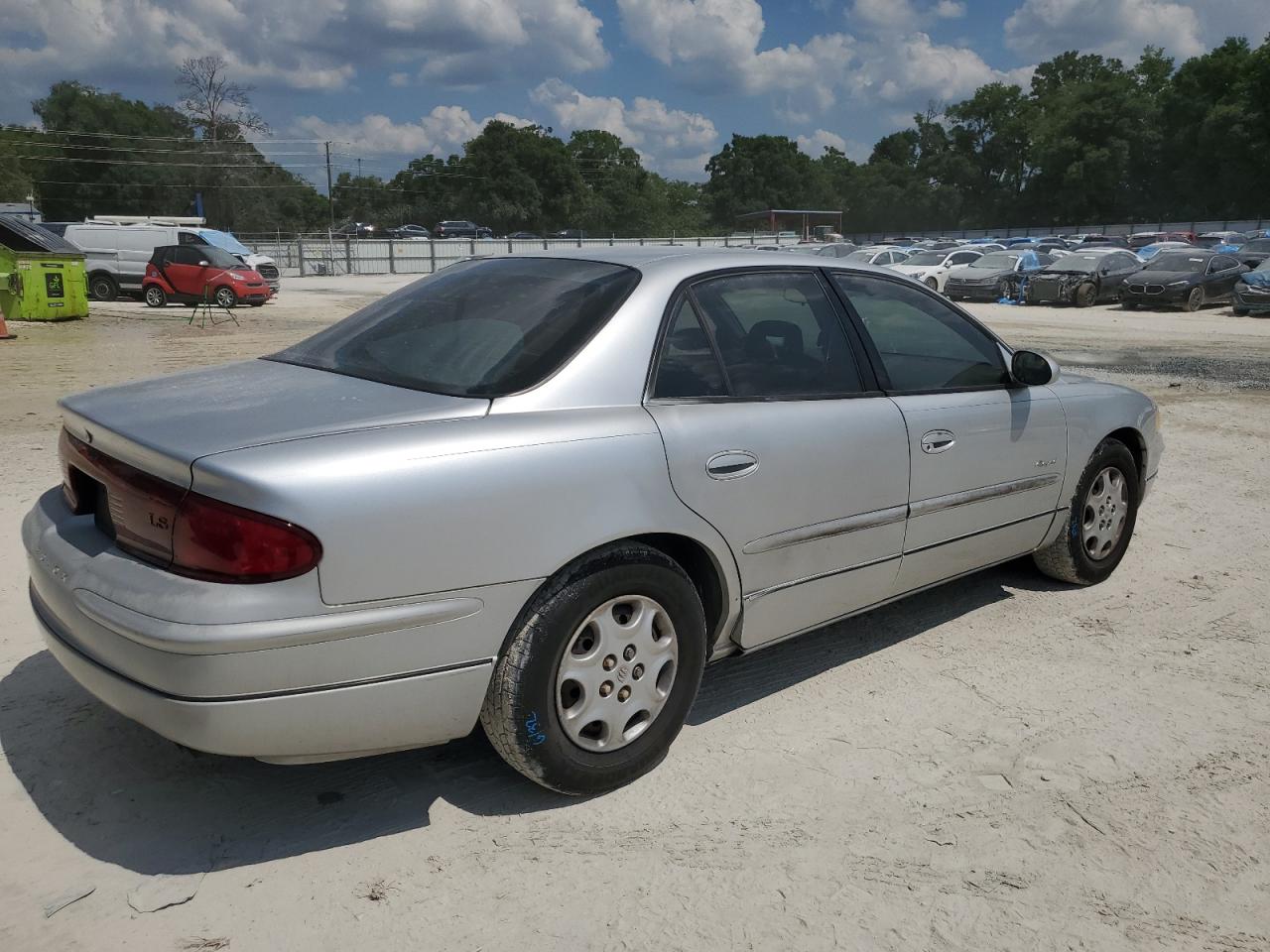 2G4WB52K011139496 2001 Buick Regal Ls