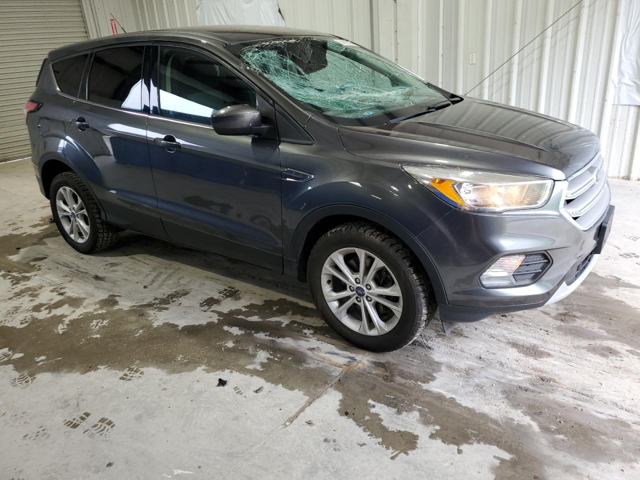 1FMCU9GD1HUE41828 FORD ESCAPE 2017