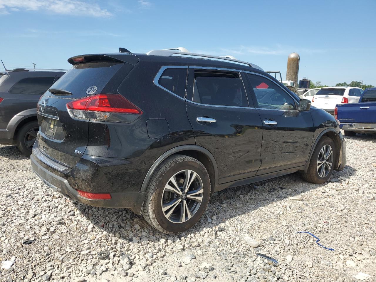 2019 Nissan Rogue S vin: JN8AT2MTXKW255609