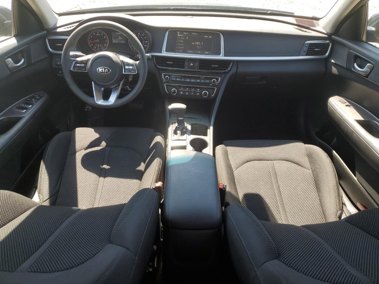 5XXGT4L37LG395753 2020 Kia Optima Lx