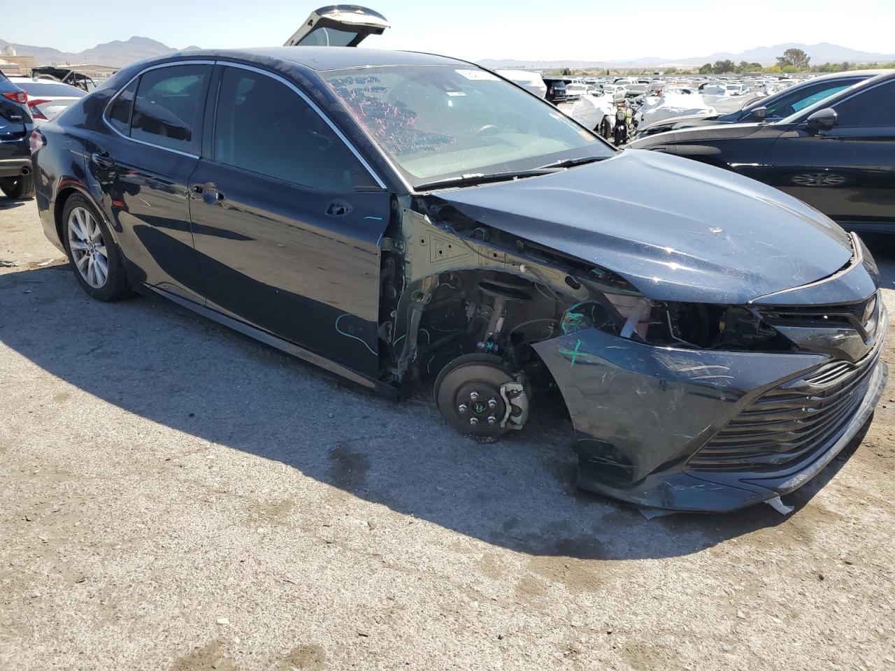 2019 Toyota Camry L vin: 4T1B11HK6KU701571