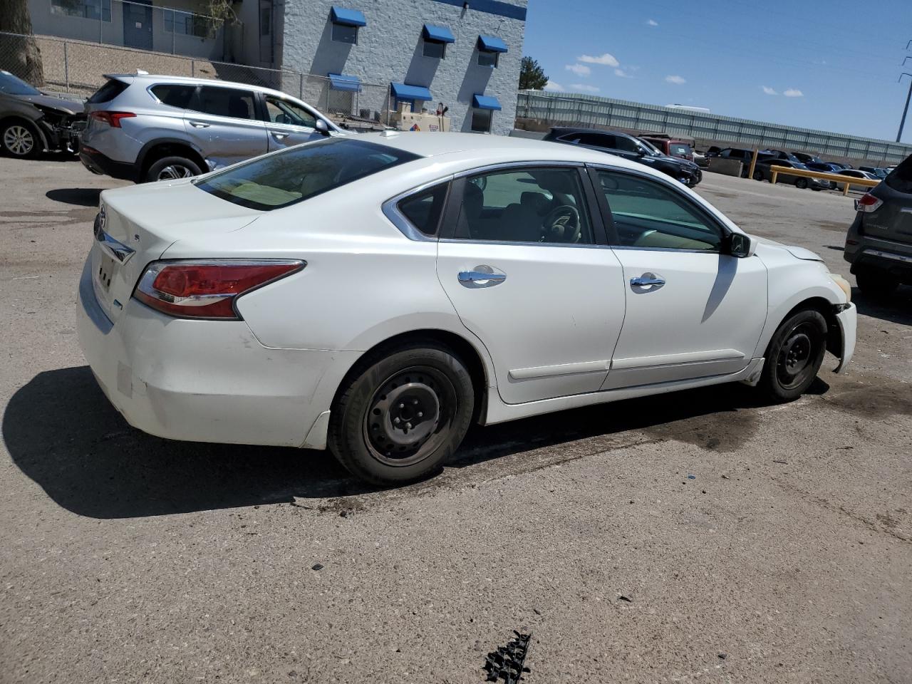 2014 Nissan Altima 2.5 vin: 1N4AL3AP5EN334243