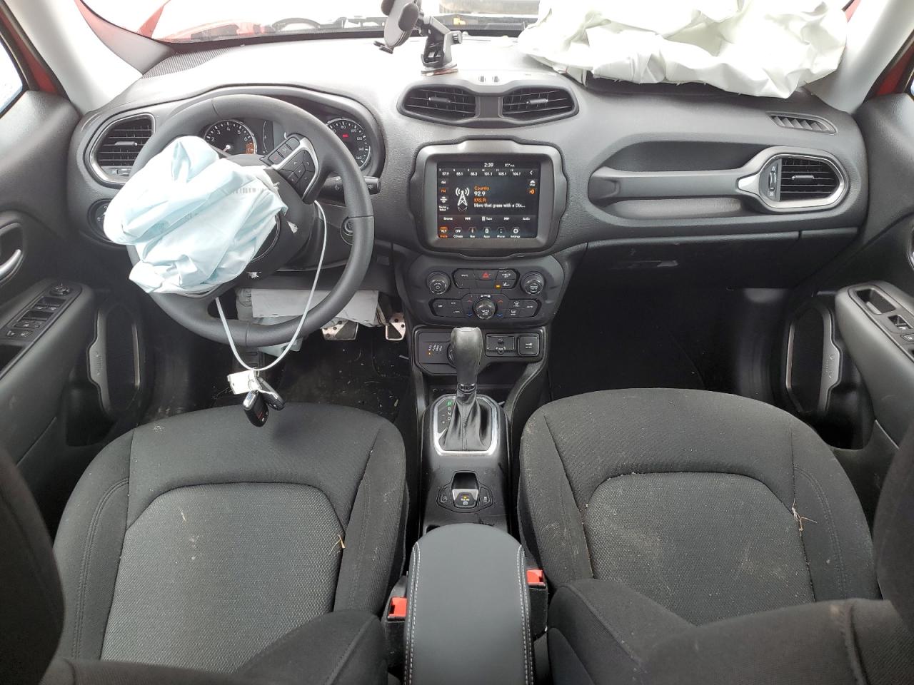 ZACNJDB15PPP38426 2023 Jeep Renegade Latitude