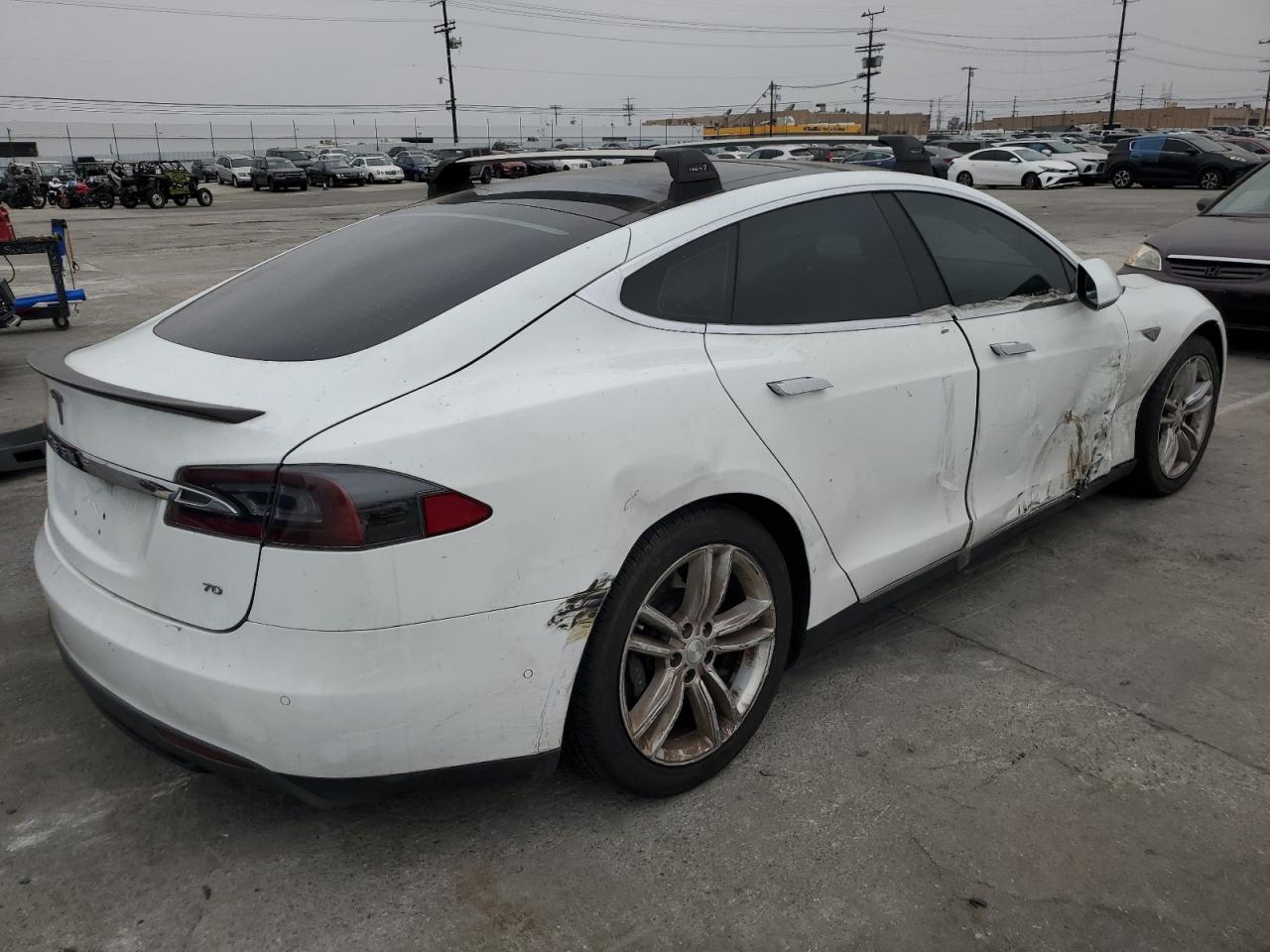 5YJSA1E17GF121908 2016 Tesla Model S