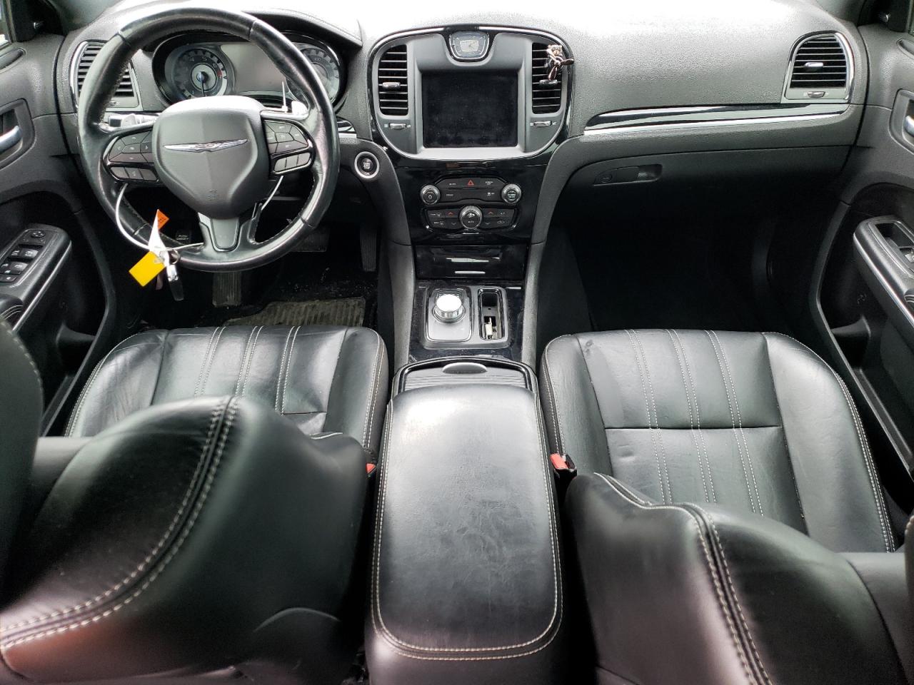 2C3CCAGG1KH569357 2019 Chrysler 300 S