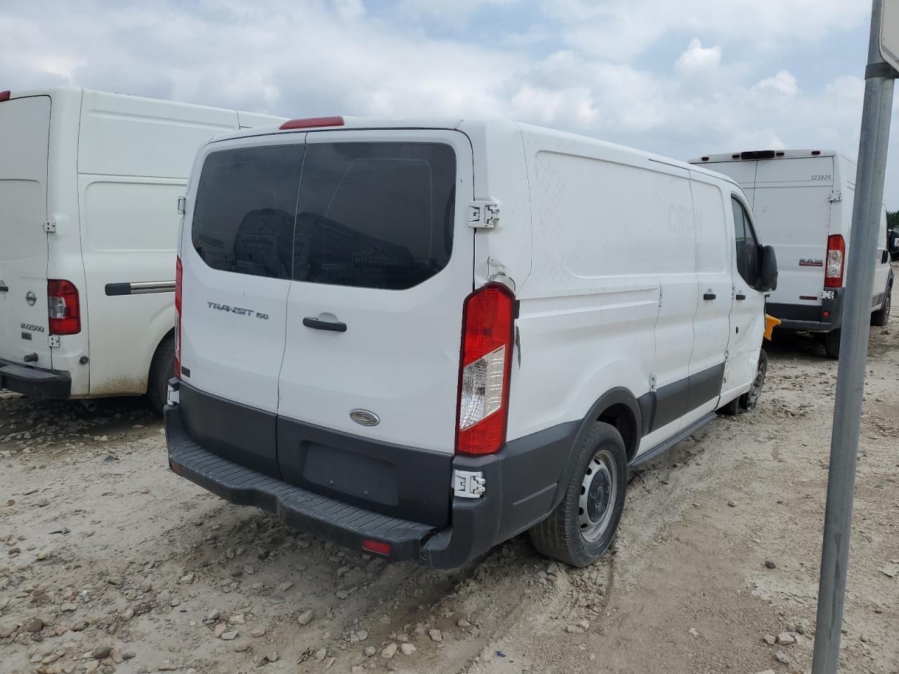 1FTNE1ZM0FKA17011 2015 Ford Transit T-150