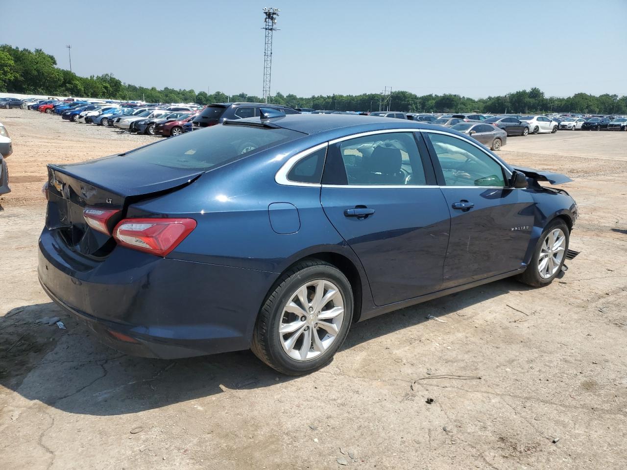 2020 Chevrolet Malibu Lt vin: 1G1ZD5ST8LF071165