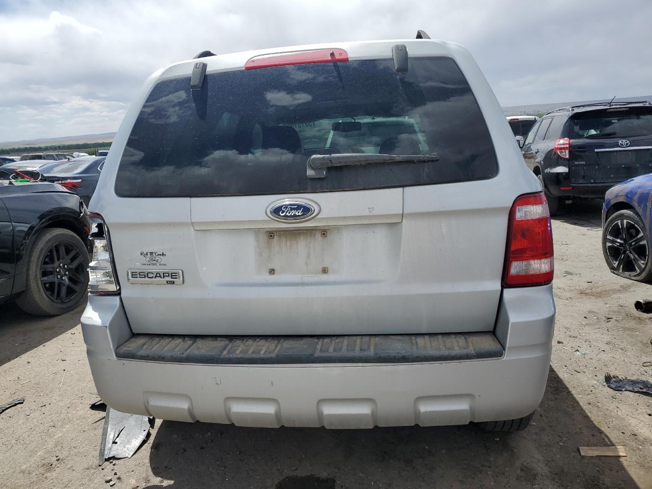 1FMCU03108KB28160 2008 Ford Escape Xlt