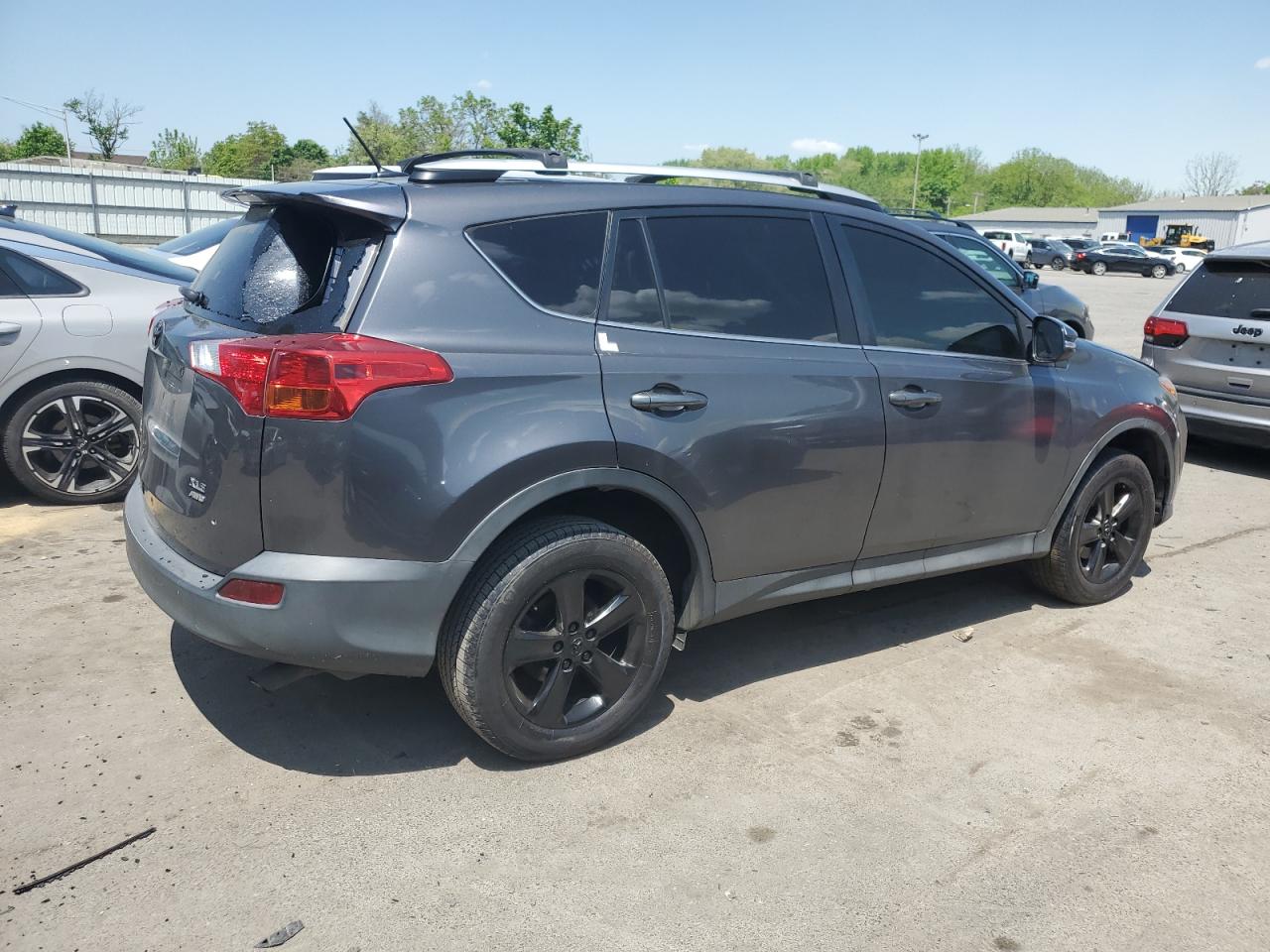 2T3RFREV8EW208273 2014 Toyota Rav4 Xle