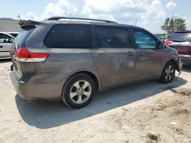 2013 Toyota Sienna Le VIN: 5TDKK3DC4DS400395 Lot: 56432354