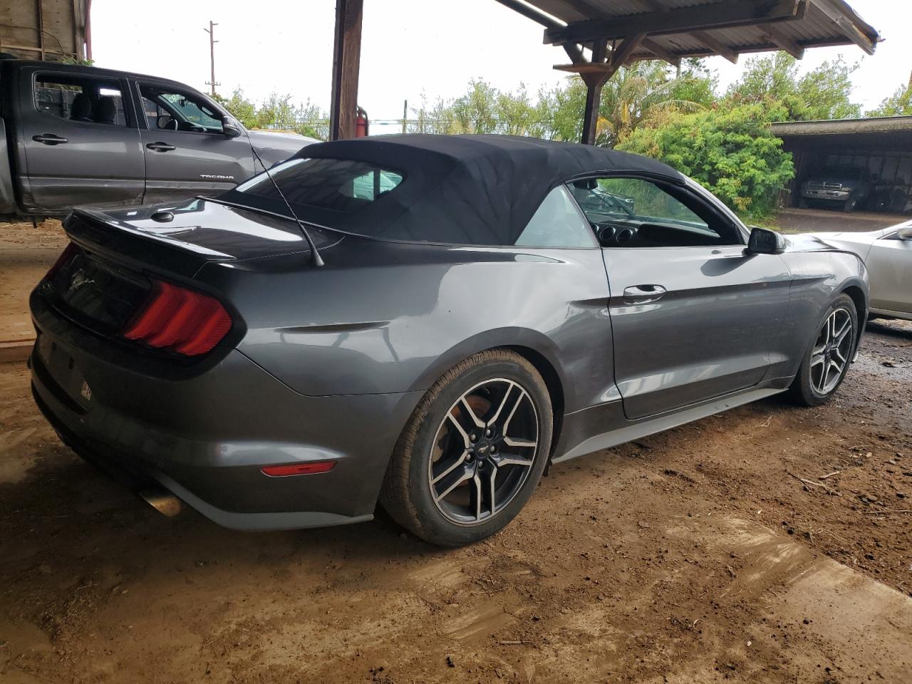 2020 Ford Mustang vin: 1FATP8UH8L5112632