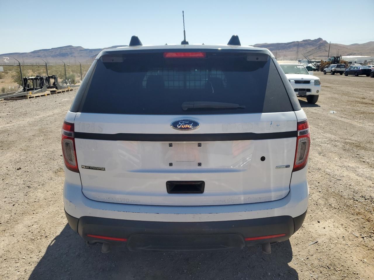 2014 Ford Explorer Police Interceptor vin: 1FM5K8AR3EGA09295