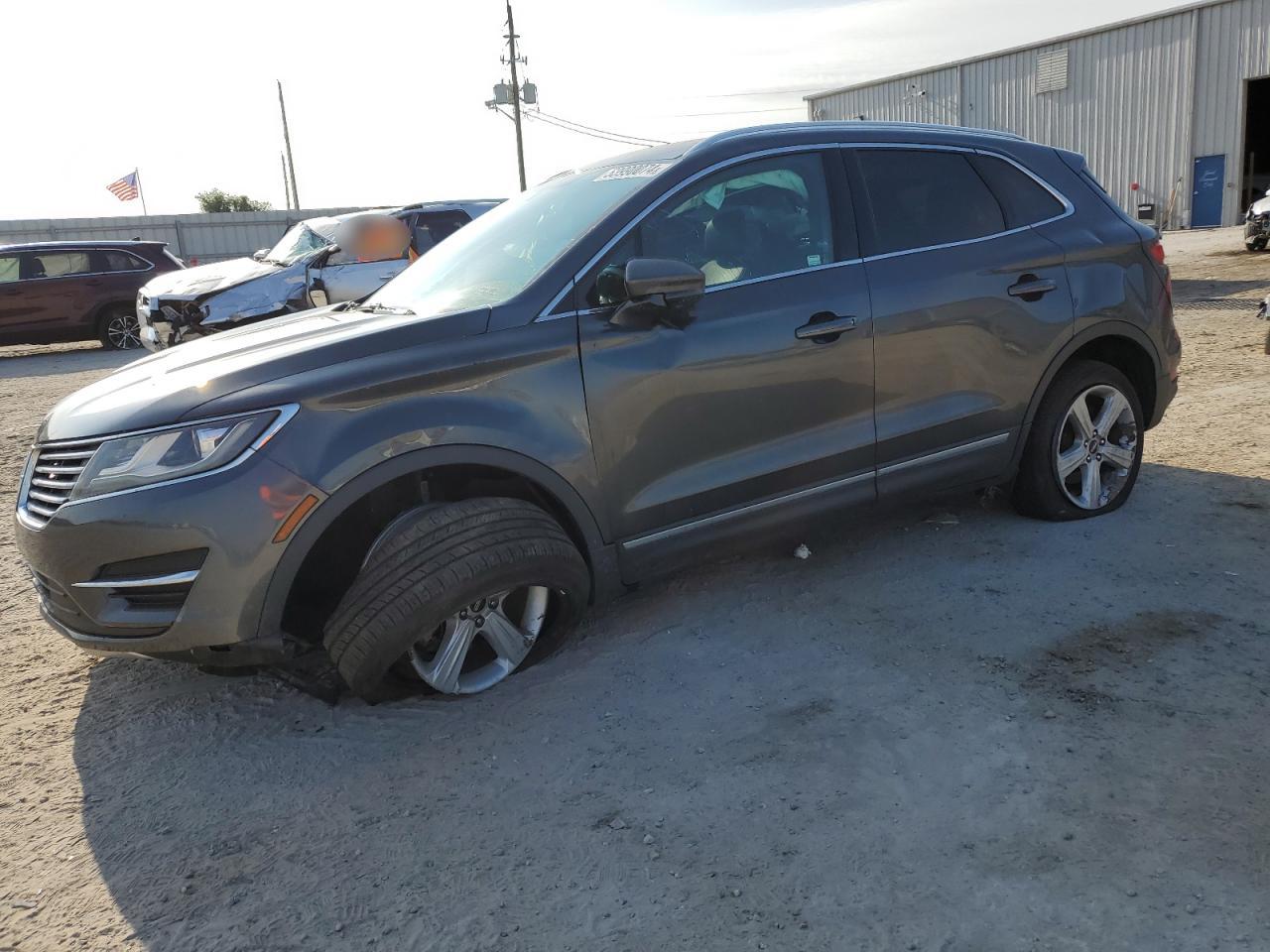 5LMCJ1C90HUL55502 2017 Lincoln Mkc Premiere