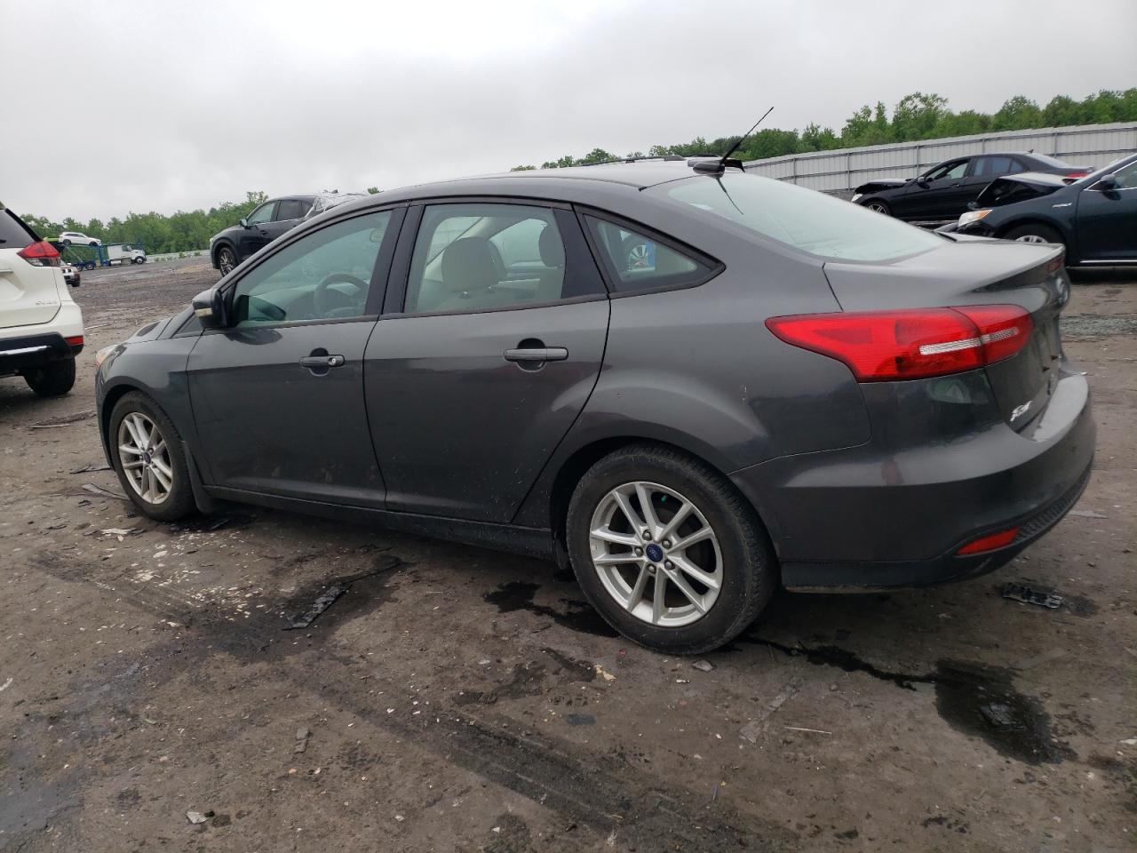 1FADP3F26GL256682 2016 Ford Focus Se