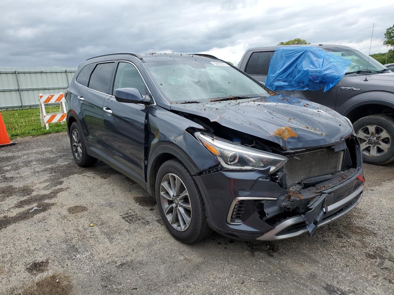 KM8SMDHF8HU217129 2017 Hyundai Santa Fe Se