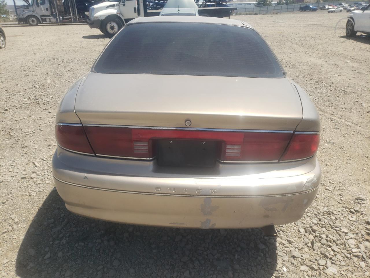 2G4WS52J4Y1242826 2000 Buick Century Custom