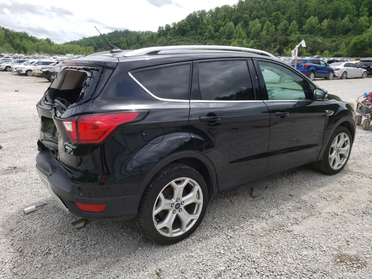 2019 Ford Escape Titanium vin: 1FMCU9J90KUC23505