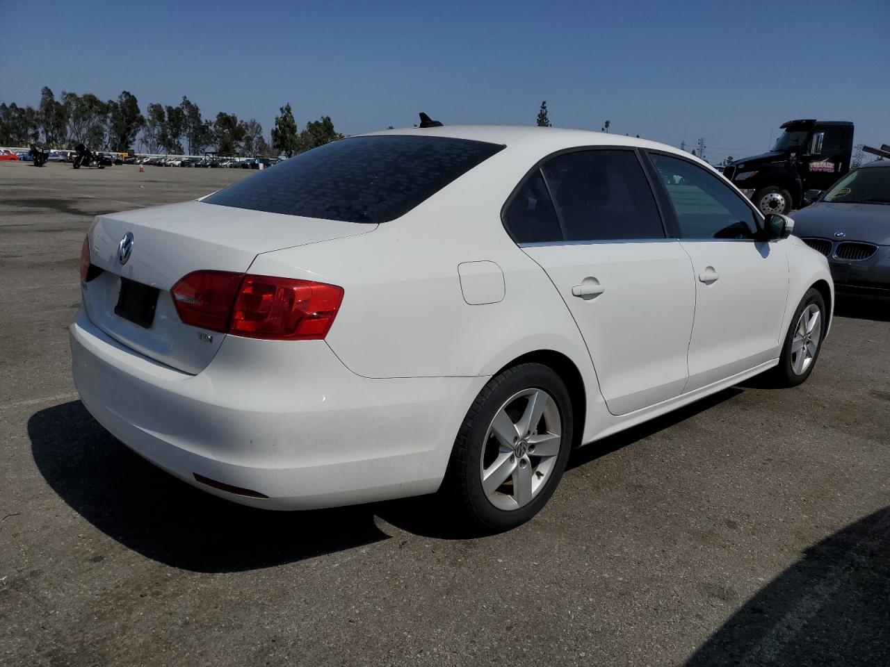 3VWLL7AJXEM372581 2014 Volkswagen Jetta Tdi