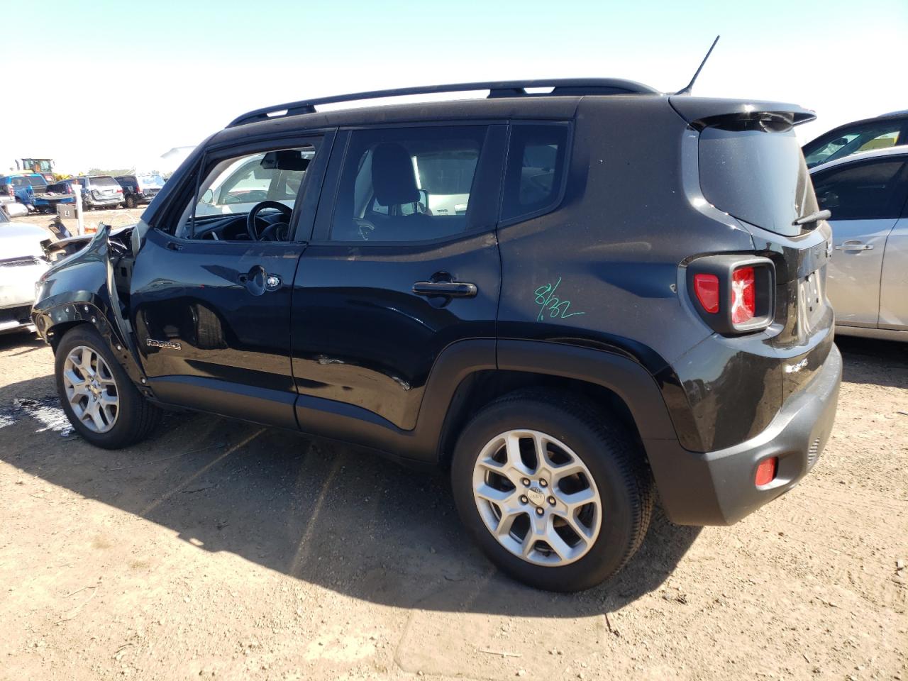 ZACCJBBT4GPE15789 2016 Jeep Renegade Latitude