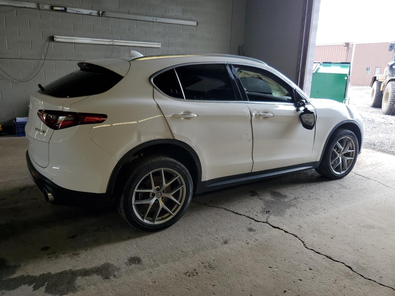 ZASFAKAN3J7B78045 2018 Alfa Romeo Stelvio