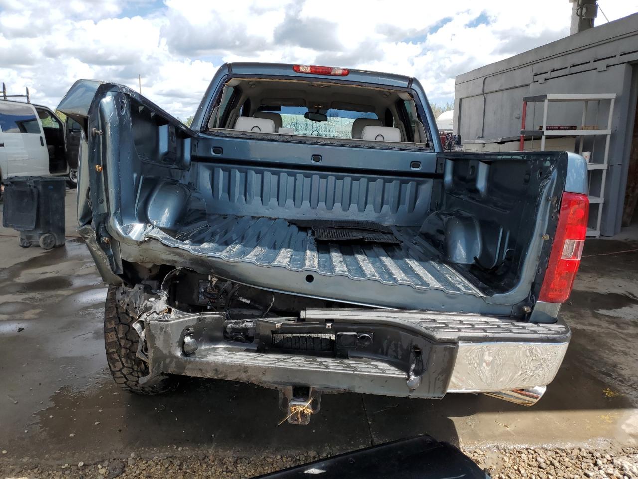 3GCPKSE31BG353871 2011 Chevrolet Silverado K1500 Lt