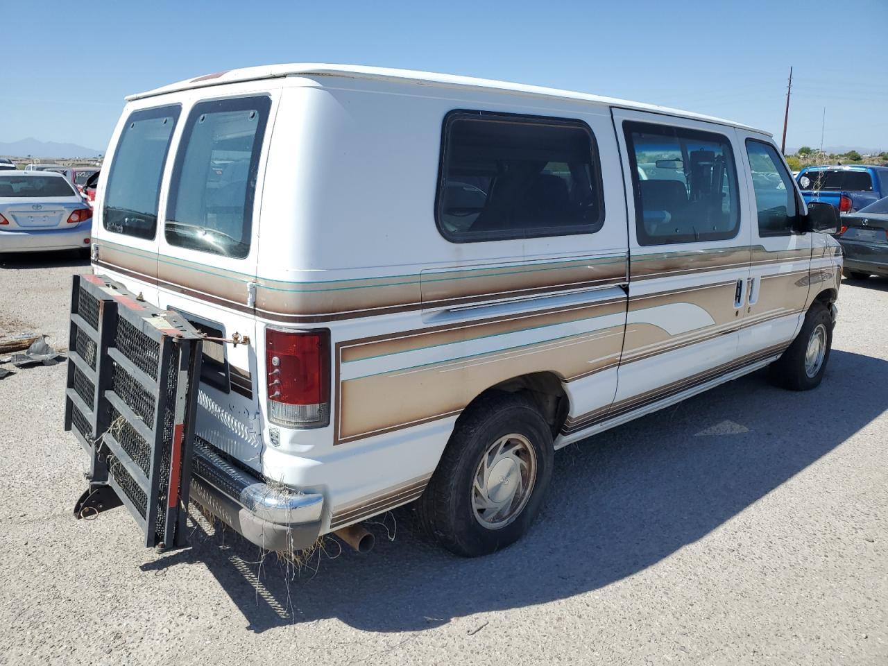 1FDEE14H2SHA49407 1995 Ford Econoline E150 Van