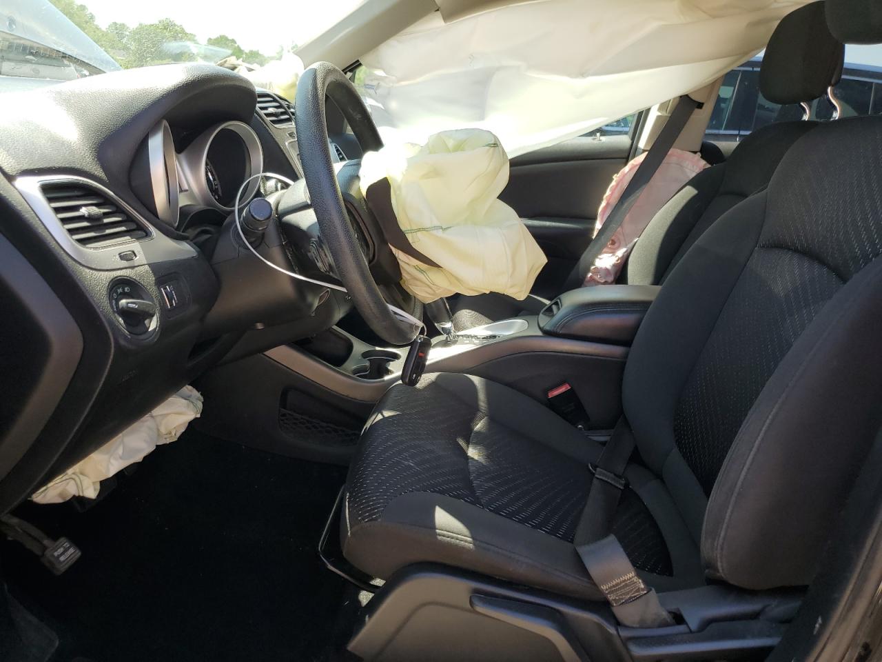 3C4PDCABXJT382675 2018 Dodge Journey Se