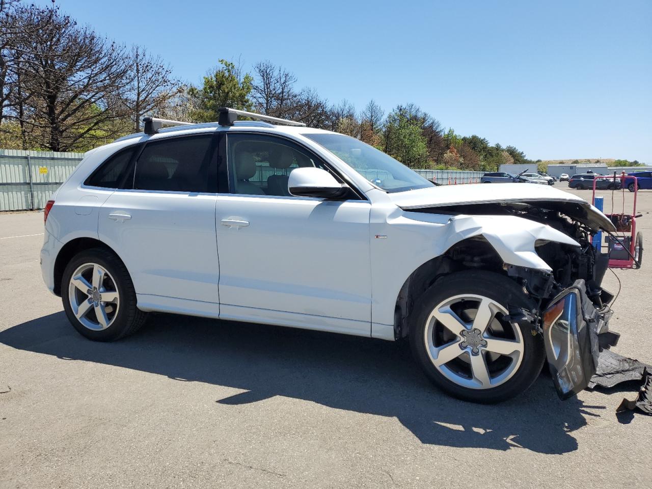 WA1DKAFP0CA119424 2012 Audi Q5 Premium Plus