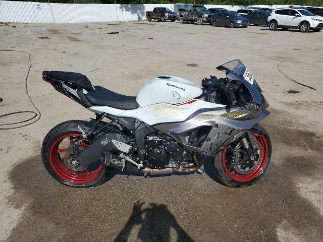KAWASAKI ZX636 K 2024 white  gas JKBZXJK17RA003361 photo #1