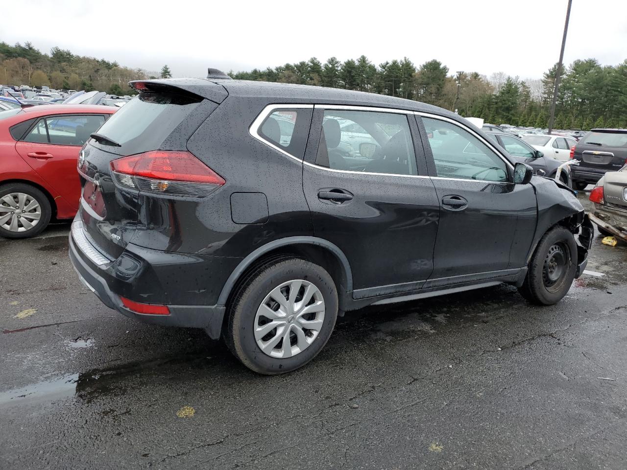 2018 Nissan Rogue S vin: KNMAT2MV3JP552422