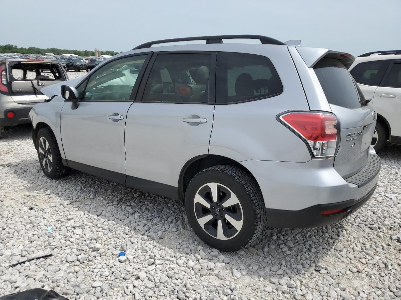 JF2SJAEC8JH544233 2018 Subaru Forester 2.5I Premium