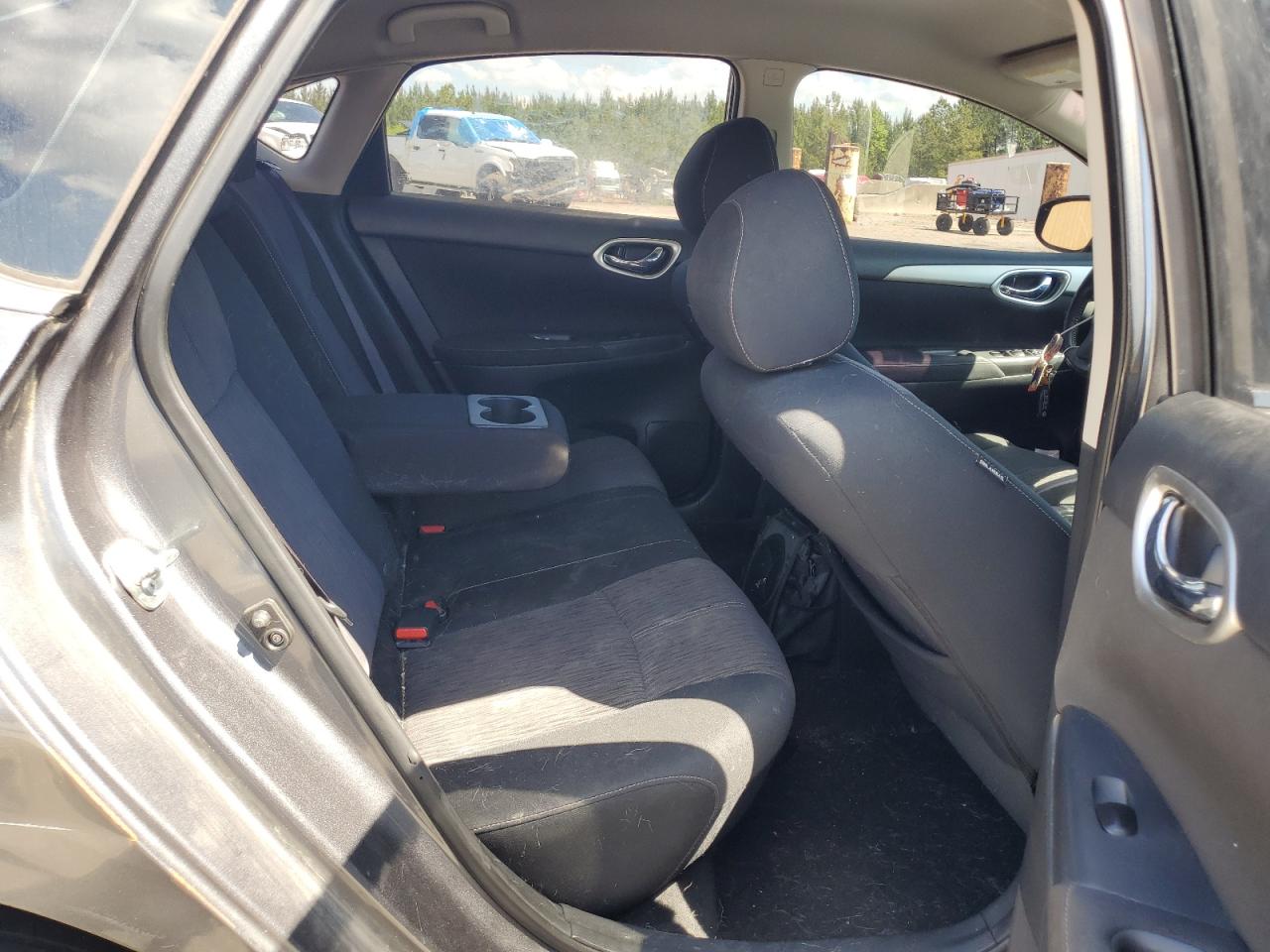 3N1AB7AP1FL631048 2015 Nissan Sentra S