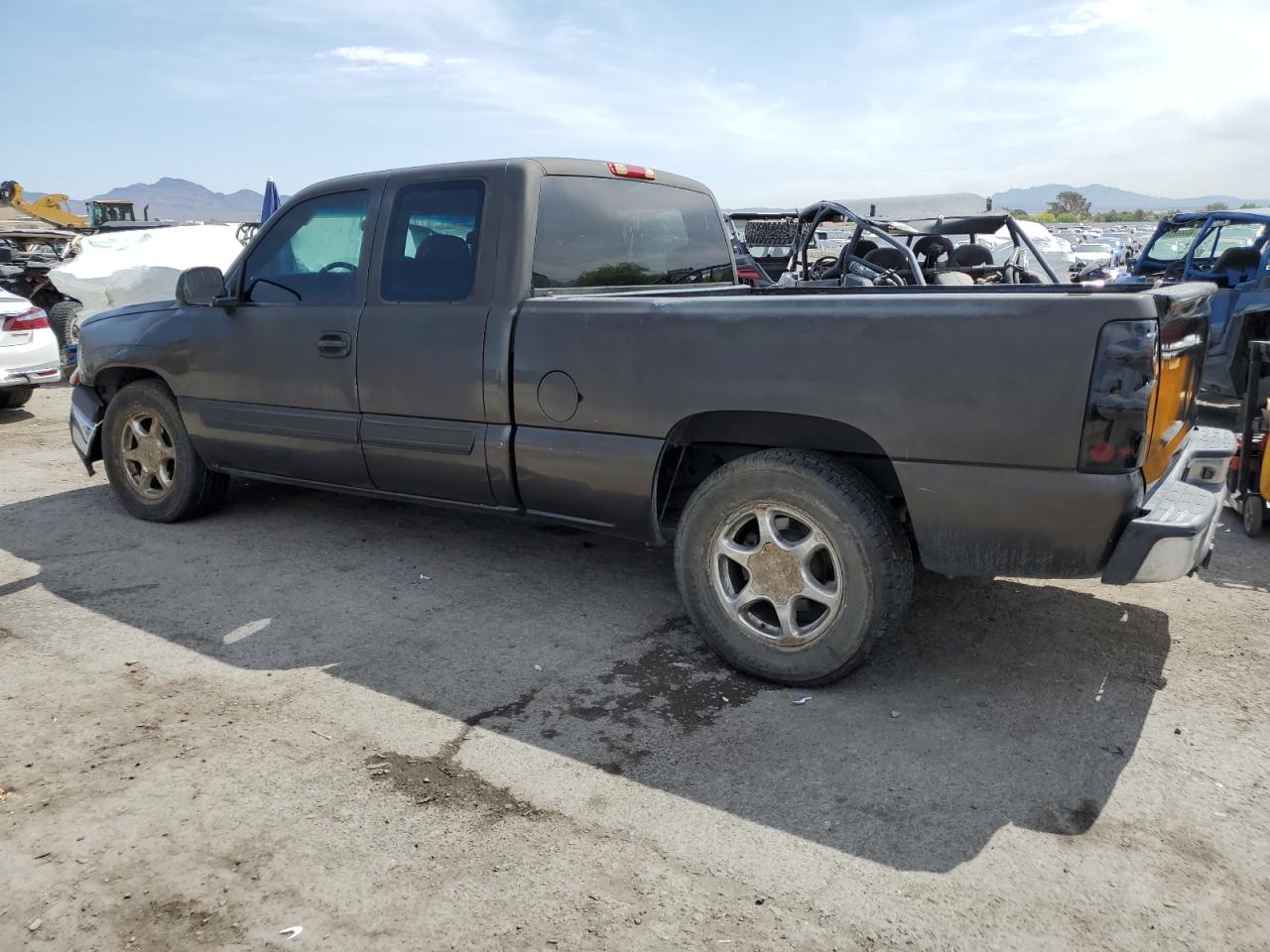 2GCEC19V931312215 2003 Chevrolet Silverado C1500