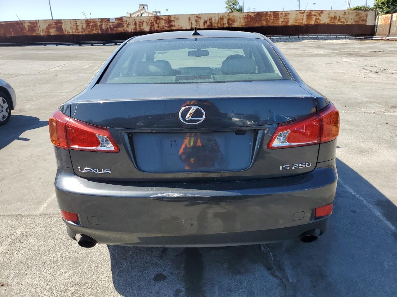 JTHBK262295093917 2009 Lexus Is 250