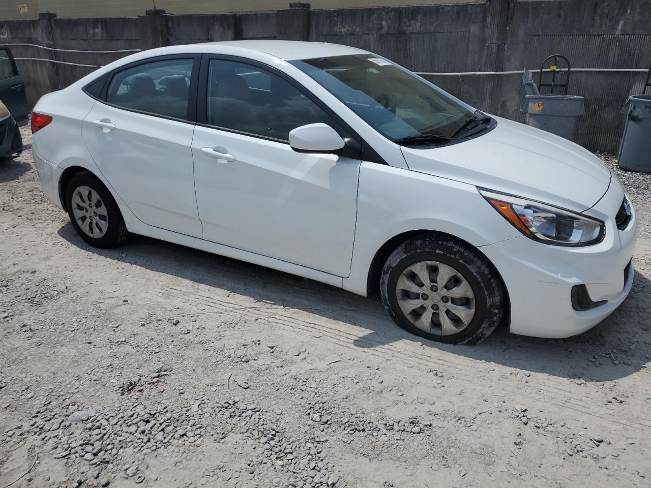 KMHCT4AE1GU018382 2016 Hyundai Accent Se