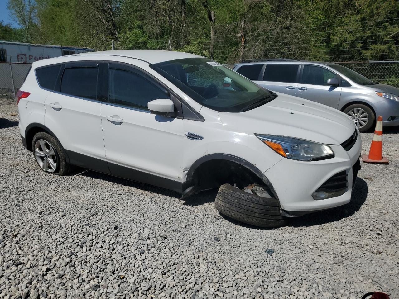 1FMCU0GX1EUD15017 2014 Ford Escape Se