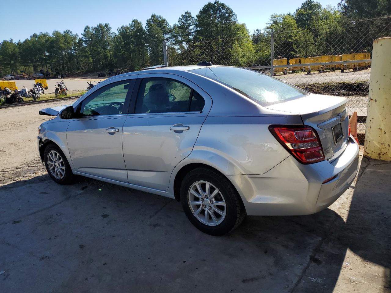 1G1JD5SB9K4138340 2019 Chevrolet Sonic Lt