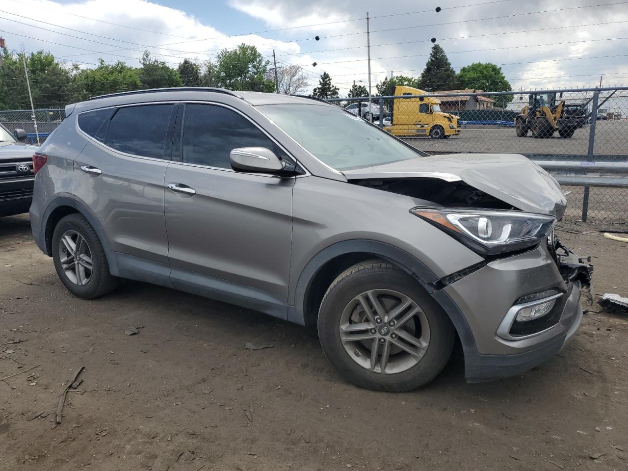 2018 Hyundai Santa Fe Sport vin: 5XYZUDLB1JG554157