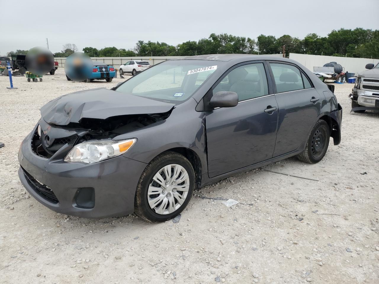 2T1BU4EE8DC980470 2013 Toyota Corolla Base