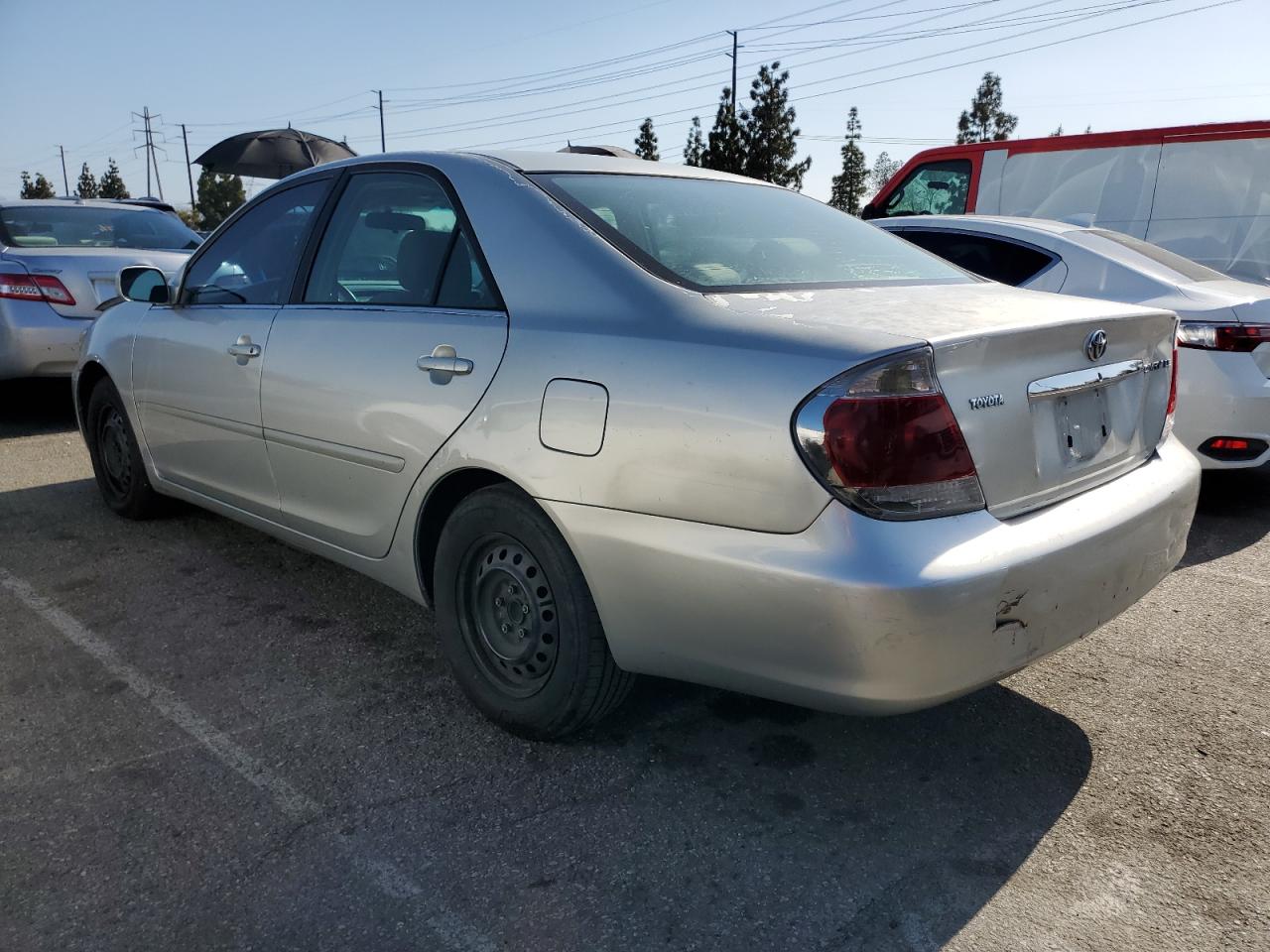 4T1BE32K95U972136 2005 Toyota Camry Le