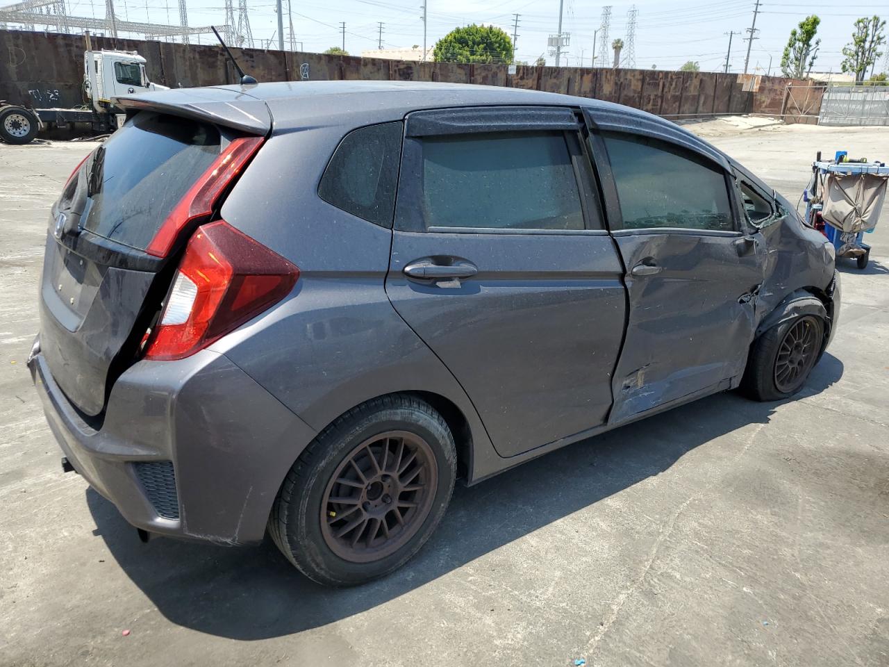 3HGGK5G54HM700590 2017 Honda Fit Lx