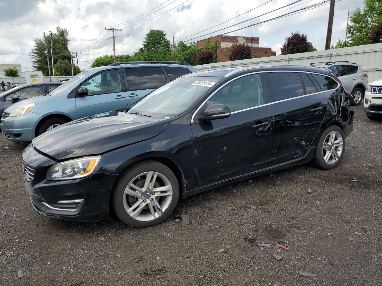 2015 Volvo V60 Premier vin: YV140MEBXF1207625